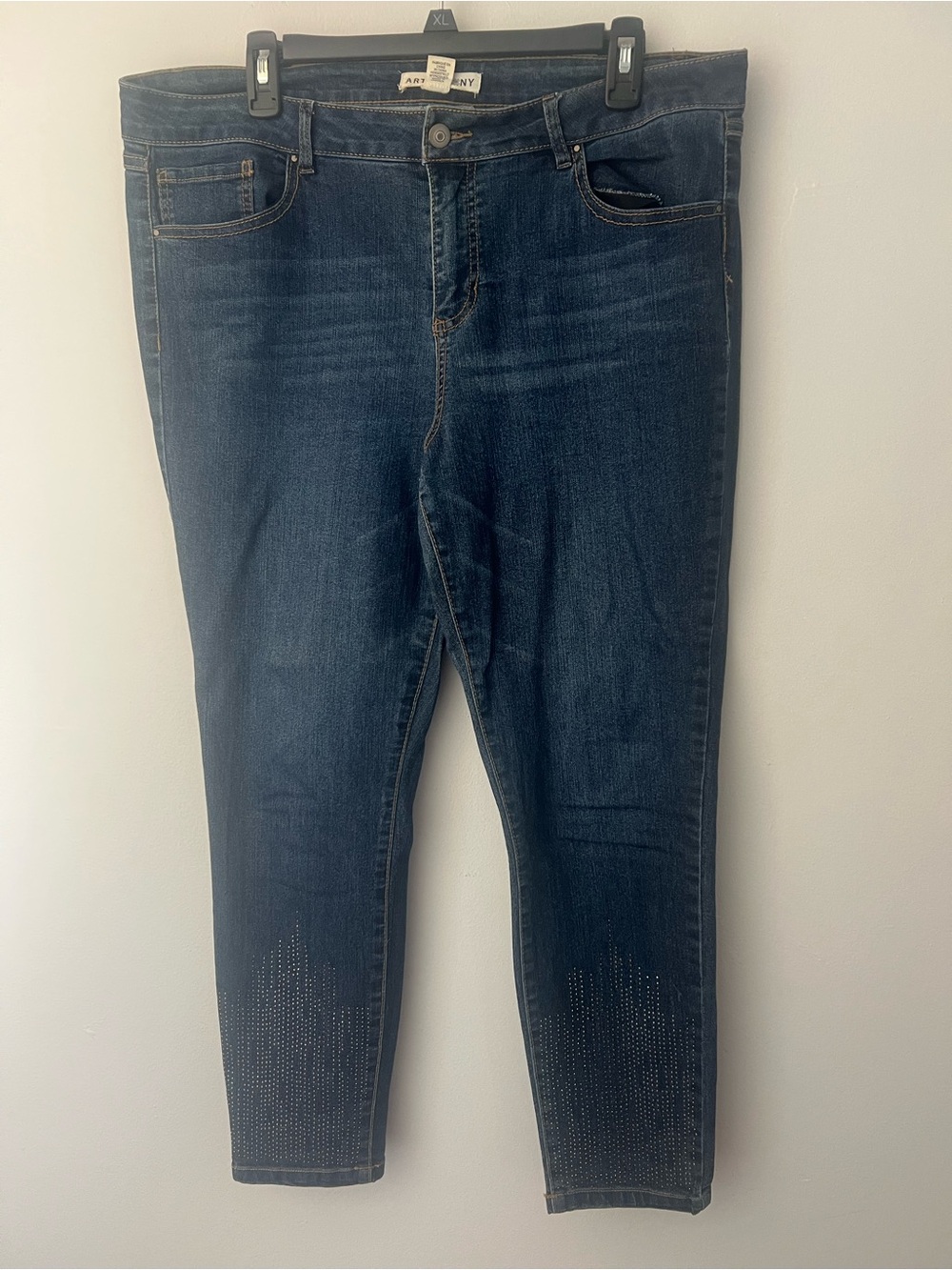 Artisan NY dark Blue Skinny Jeans with Ankle Embellishment